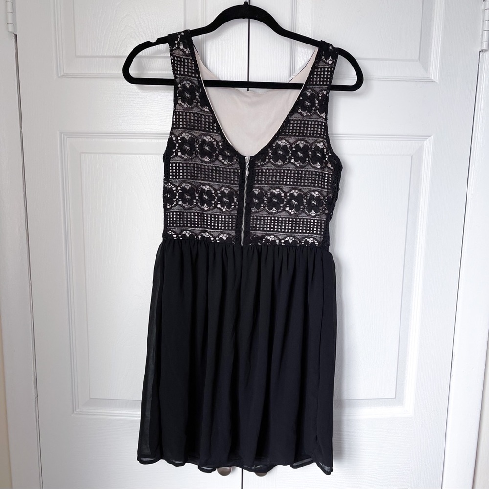 Rewind Dress - Picture 8 of 8
